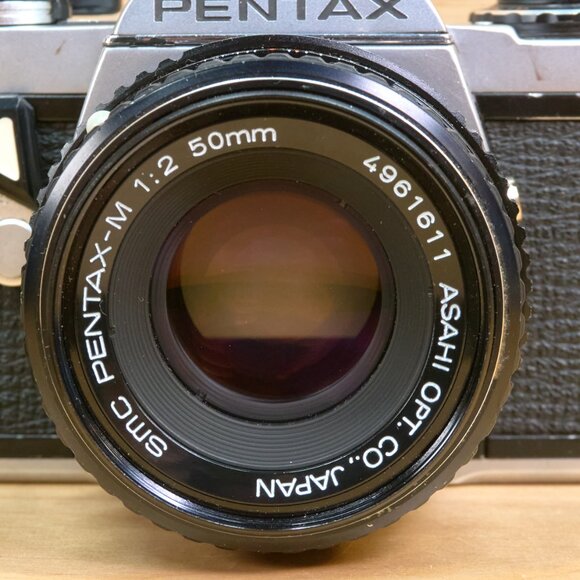 Pentax Asahi ME Film Camera / 35mm SLR / Pentax-M 50mm f/2 Lens / Made in Japan - Picture 4 of 7